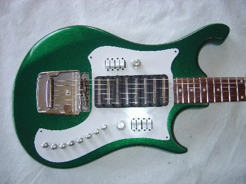 027-World-039-s-Ugliest-Guitars-11.webp