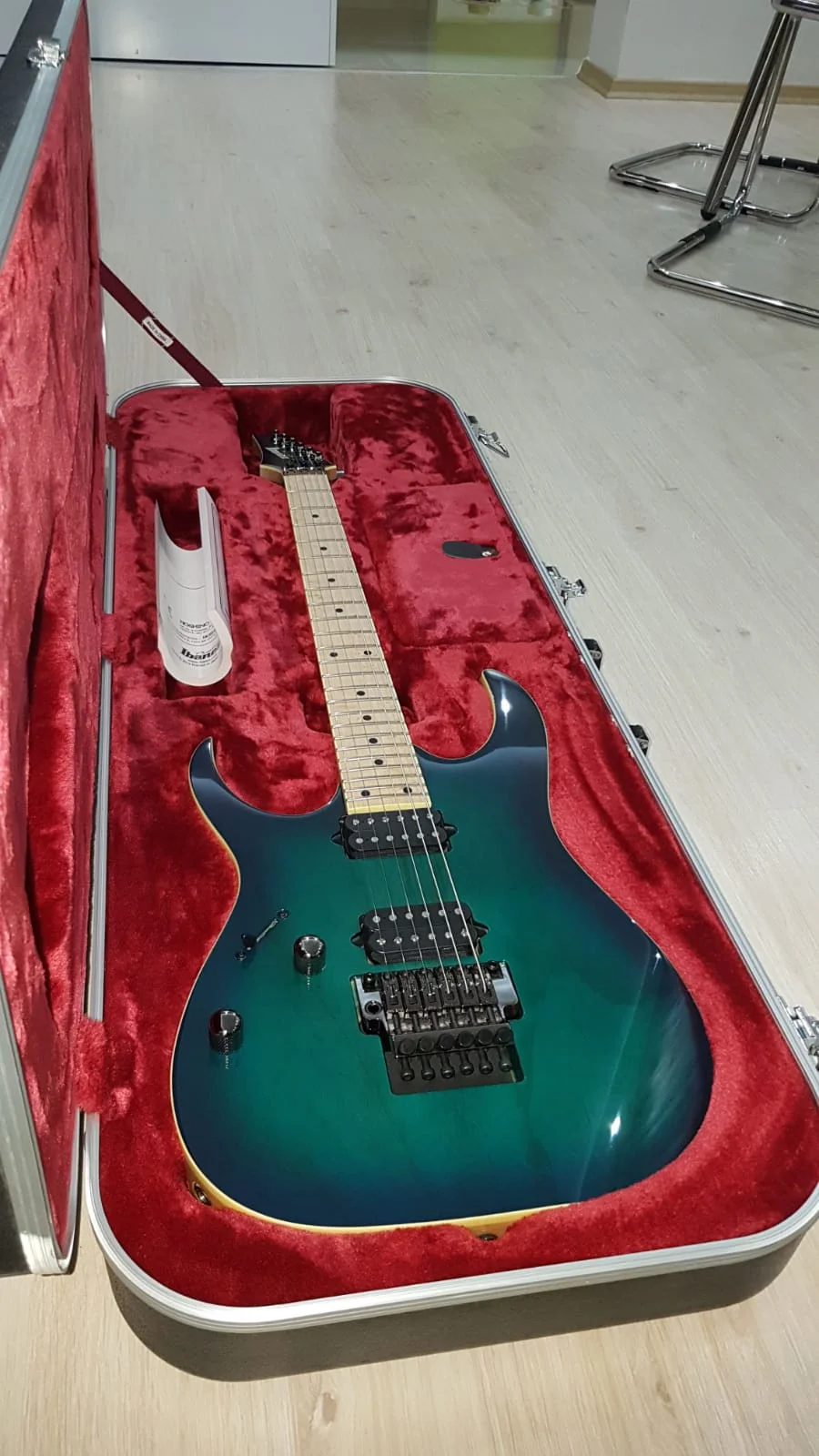 Ibanez store prestige rg652