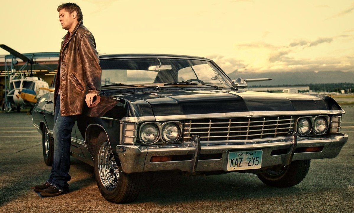 dean-winchester-with-chevrolet-impala-1967-supernatural-31507862-1450-963_-_copy.jpg