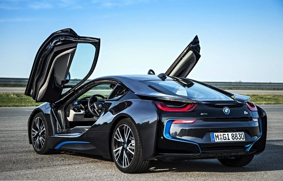 bmw-i8_796621.webp