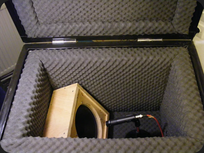 isocab-f12pic2.webp