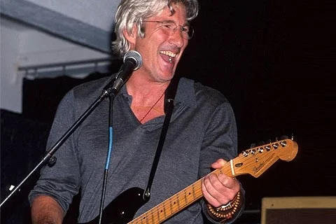 richard-gere-vintage-guitar-collection-auction.webp