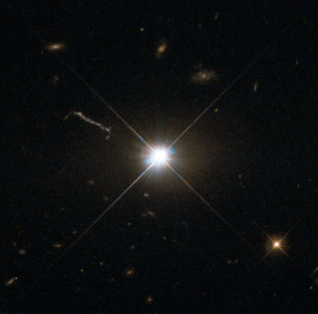 640px-Best_image_of_bright_quasar_3C_273.jpg